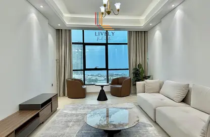 Apartment - 2 Bedrooms - 3 Bathrooms for rent in Marina Tower 21 - Marina District - Lusail