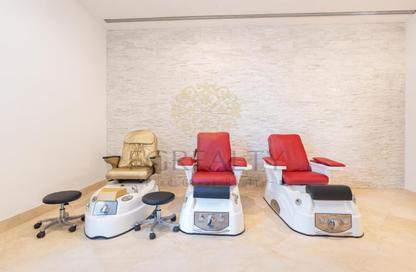 Shop - Studio - 1 Bathroom for rent in West Bay Tower - West Bay - West Bay - Doha