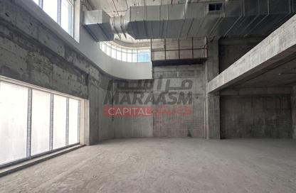 Shop - Studio - 1 for rent in West Bay Tower - West Bay - West Bay - Doha