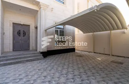 Villa - 7 Bedrooms for sale in Umm Qarn - Al Daayen