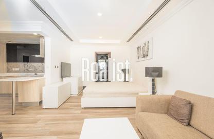 Apartment - Studio - 1 Bathroom for rent in Viva West - Viva Bahriyah - The Pearl Island - Doha