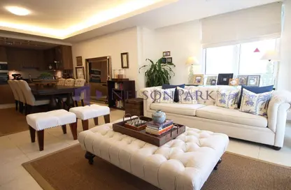 Apartment - 1 Bedroom - 2 Bathrooms for rent in Viva East - Viva Bahriyah - The Pearl Island - Doha