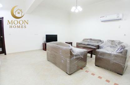 Apartment - 2 - 2 for rent in Al Mansoura - Al Mansoura - Doha