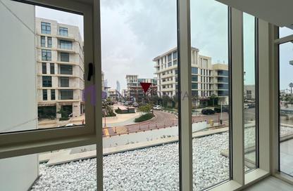 شقة - 2 غرف نوم - 4 حمامات للبيع في كريستال ريزيدنس - جزيرة جيوان - جزيرة اللؤلؤة - الدوحة
