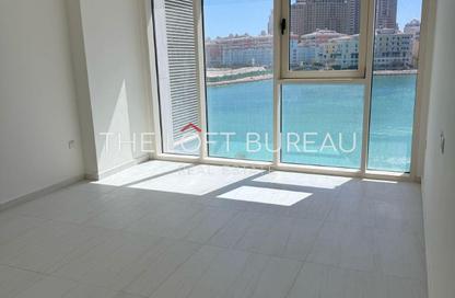 Apartment - 1 Bedroom - 2 Bathrooms for rent in Crystal Residence - Gewan Island - The Pearl Island - Doha Apartment - 1 Bedroom - 2 Bathrooms for rent in Crystal Residence - Gewan Island - The Pearl Island - Doha