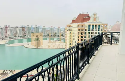 Penthouse - 3 Bedrooms - 3 Bathrooms for rent in Floresta Gardens - Floresta Gardens - The Pearl Island - Doha