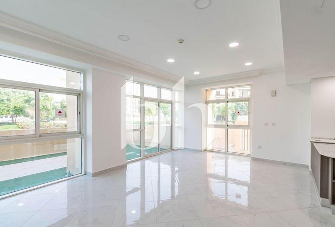 1020449 - Property Image 3