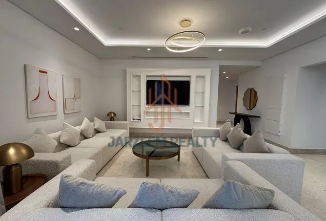 64308960 - Property Image 3