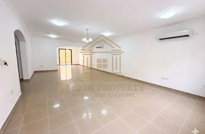 Villa - 5 Bedrooms - 7 Bathrooms for rent in Wadi Al Markh - Muraikh - AlMuraikh - Doha