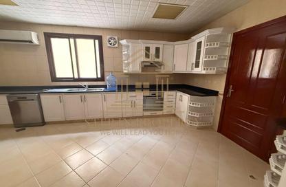 Villa - 5 Bedrooms - 7 Bathrooms for rent in Wadi Al Markh - Muraikh - AlMuraikh - Doha