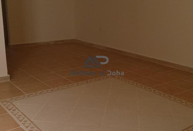 56168352 - Property Main Image