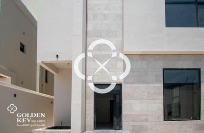 Villa - 7 Bedrooms - 7+ Bathrooms for sale in Al Hadara Street - Al Thumama - Doha