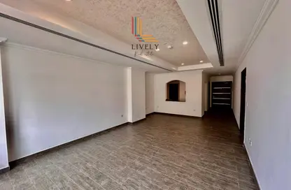 Apartment - 1 Bedroom - 2 Bathrooms for rent in Tower 20 - Porto Arabia - The Pearl Island - Doha