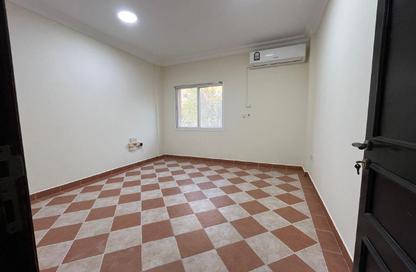 Apartment - 2 Bedrooms - 2 Bathrooms for rent in Al Jazeera Street - Fereej Bin Mahmoud North - Fereej Bin Mahmoud - Doha