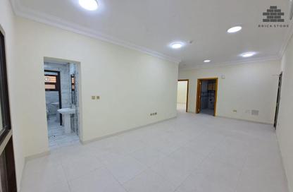 Apartment - 2 Bedrooms - 2 Bathrooms for rent in Al Jazeera Street - Fereej Bin Mahmoud North - Fereej Bin Mahmoud - Doha