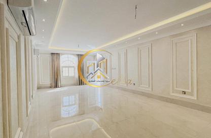 Villa - 5 Bedrooms - 7+ Bathrooms for rent in Bu Hamour Street - Abu Hamour - Doha Villa - 5 Bedrooms - 7+ Bathrooms for rent in Bu Hamour Street - Abu Hamour - Doha