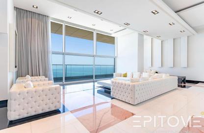 Penthouse - 3 Bedrooms - 5 Bathrooms for rent in West Bay Tower - West Bay - West Bay - Doha