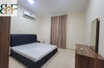 شقة - 2 غرف نوم - 2 حمامات للايجار في شارع المطار القديم - طريق المطار القديم - الدوحة