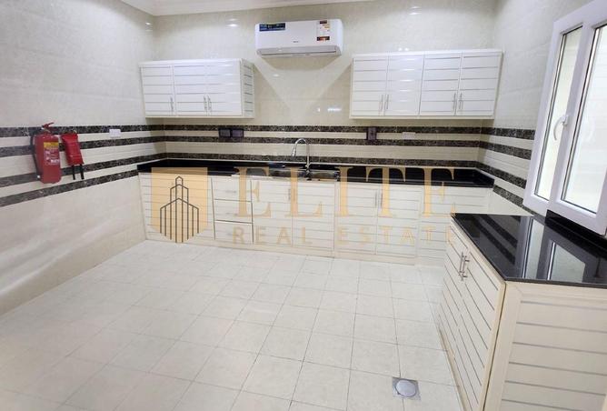 53142905 - Property Image 2