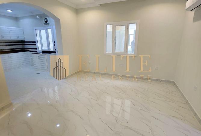 53142905 - Property Main Image