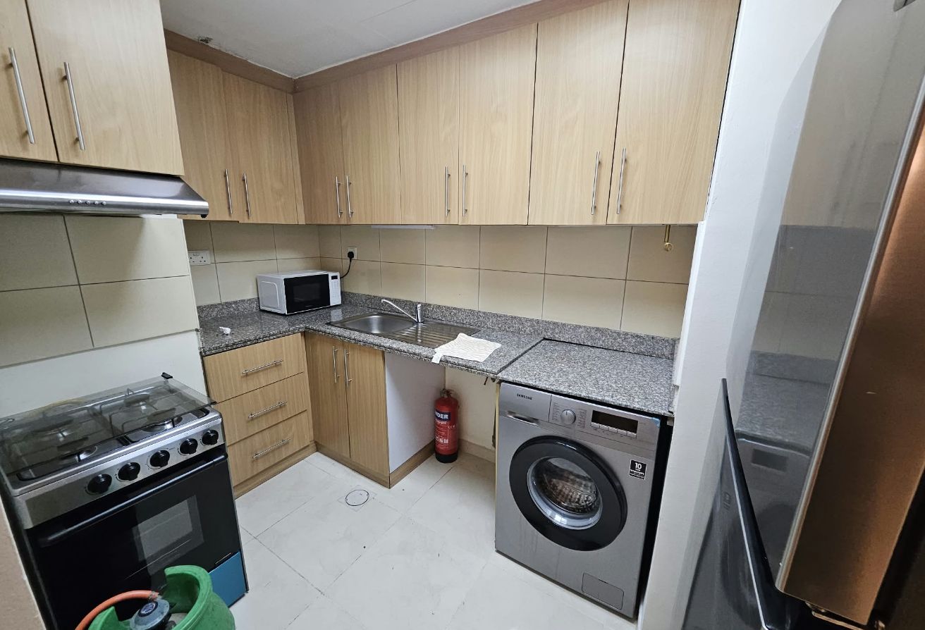 Spacious 1bhk Furnished apartment only in 5000 exc thumbnail 6