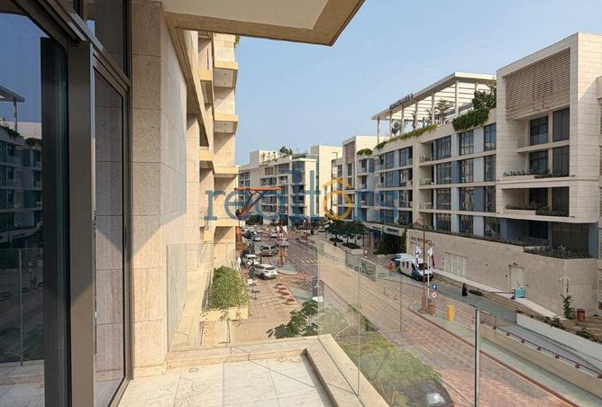 1008041 - Property Image 2