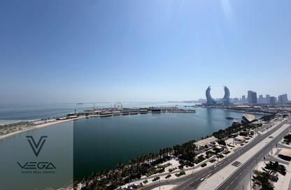 Apartment - 2 - 4 for sale in Lusail Marina Heights - Marina District - Lusail