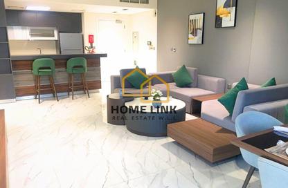 Apartment - 2 Bedrooms - 3 Bathrooms for rent in Crescent Building - Yasmeen City - Lusail