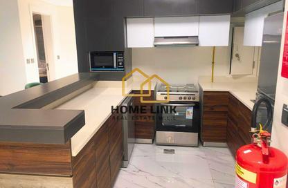 Apartment - 2 Bedrooms - 3 Bathrooms for rent in Crescent Building - Yasmeen City - Lusail