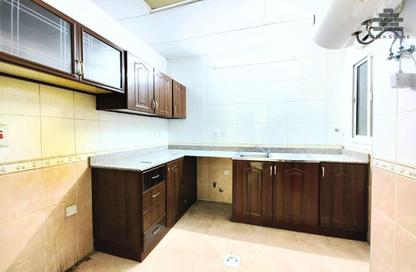 Apartment - 2 Bedrooms - 2 Bathrooms for rent in Muntazah 7 - Al Muntazah - Doha
