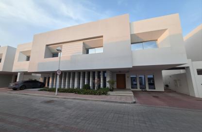 Villa - 5 Bedrooms - 6 Bathrooms for rent in Wadi Al Markh - Muraikh - AlMuraikh - Doha