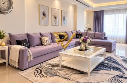 Apartment - 1 Bedroom - 2 Bathrooms for rent in One Porto Arabia - Porto Arabia - The Pearl Island - Doha