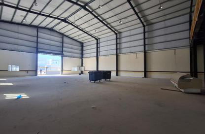 Warehouse - Studio for rent in Birkat Al Awamer - Al Wakra