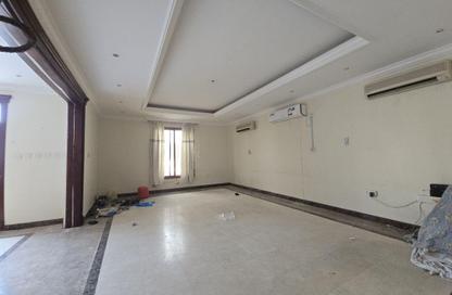 Villa - 4 Bedrooms - 4 Bathrooms for rent in Street 871 - Al Duhail South - Al Duhail - Doha