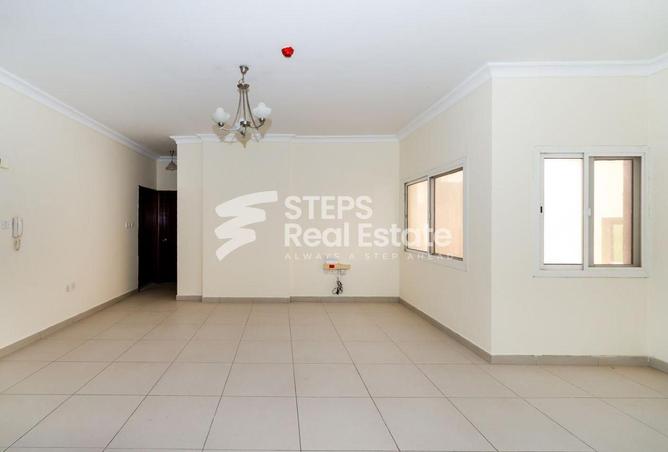 54101783 - Property Image 3