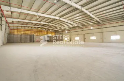 Warehouse - Studio - 1 Bathroom for rent in Industrial Area 4 - Industrial Area - Industrial Area - Doha
