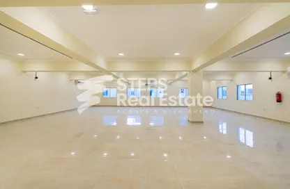 Compound - 6 Bedrooms - 6 Bathrooms for rent in Al Kheesa - Al Kheesa - Umm Salal Mohammed