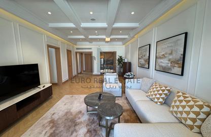 Apartment - 1 Bedroom - 2 Bathrooms for sale in East Porto Drive - Porto Arabia - The Pearl Island - Doha