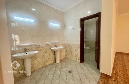 Villa - 5 Bedrooms - 5 Bathrooms for rent in Souk Al gharaffa - Al Gharrafa - Doha