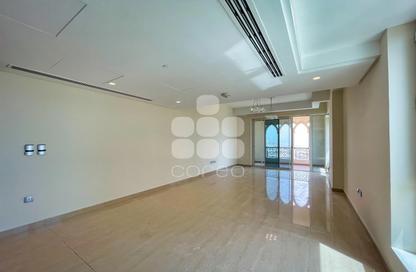 Apartment - 1 Bedroom - 2 Bathrooms for rent in Viva East - Viva Bahriyah - The Pearl Island - Doha