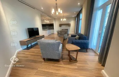 Apartment - 2 Bedrooms - 3 Bathrooms for rent in Floresta Gardens - The Pearl Island - Doha