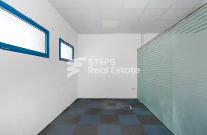 Office Space - 5 Bedrooms - 2 Bathrooms for rent in Salwa Commercial Building - Salwa Road - Doha