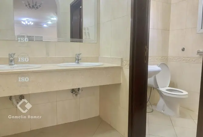 64421921 - Property Image 3