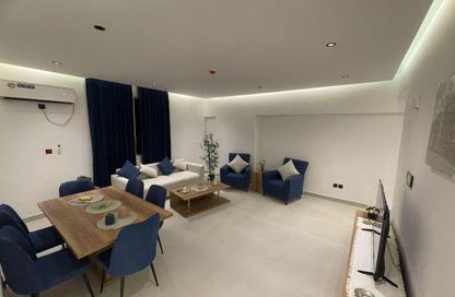 Apartment - 2 Bedrooms - 2 Bathrooms for rent in Umm Ghwailina Comm - Umm Ghuwalina - Umm Ghuwailina - Doha