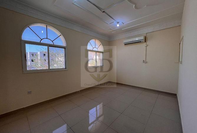 51998270 - Property Image 3