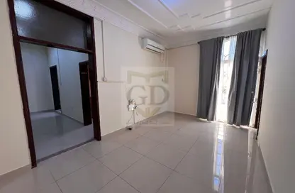 Apartment - 1 Bedroom - 1 Bathroom for rent in Onaiza Street - Diplomatic Area - Doha Apartment - 1 Bedroom - 1 Bathroom for rent in Onaiza Street - Diplomatic Area - Doha