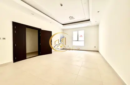Apartment - 3 Bedrooms - 3 Bathrooms for rent in Al Nasr Street - Al Nasr - Doha