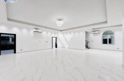 Villa - 7 Bathrooms for rent in Al Thumama - Al Thumama - Doha