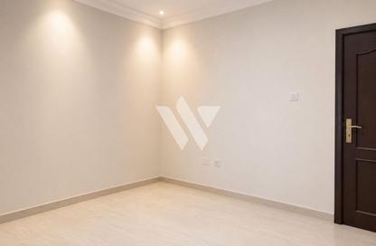 Apartment - 3 Bedrooms - 2 Bathrooms for rent in Madinat Khalifa Building 58 - Madinat Khalifa South - Madinat Khalifa - Doha Apartment - 3 Bedrooms - 2 Bathrooms for rent in Madinat Khalifa Building 58 - Madinat Khalifa South - Madinat Khalifa - Doha
