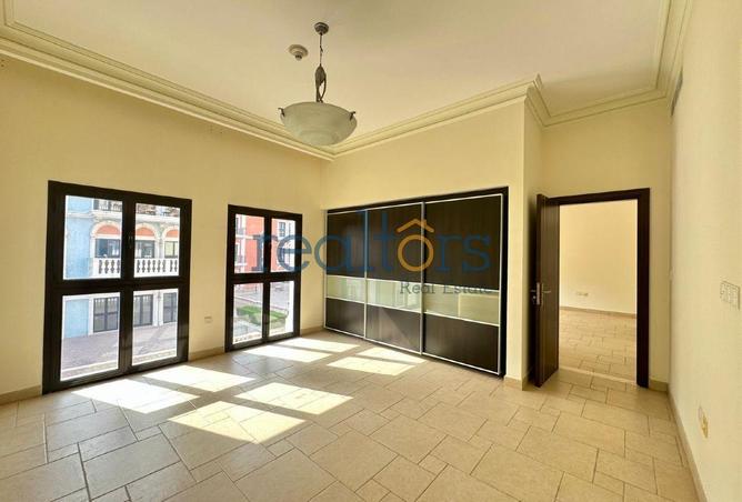 1010582 - Property Image 3